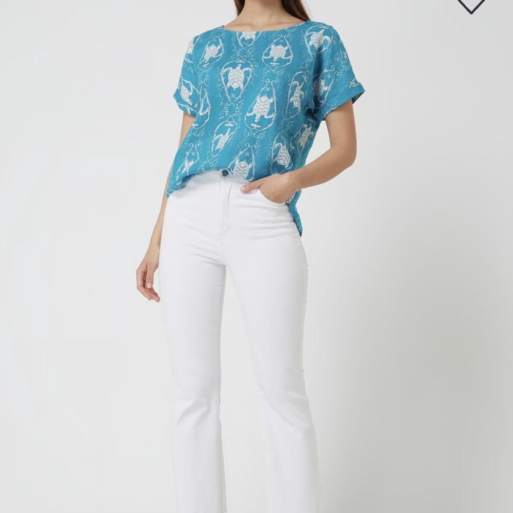 100% Linen  Short Sleeve Top, Turtles Novelty Print By Christian Berg, M, NWT